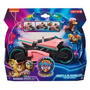 New in Box PAW Patrol Liberty & Poms Toy Vehicle Playset Retail Exclusive